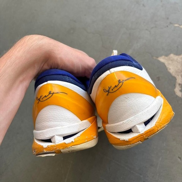 Nike Zoom Kobe 7 VII System Lakers Home 2012 Size 9.5 Sneakers Shoes 488371-101 - Picture 5 of 8